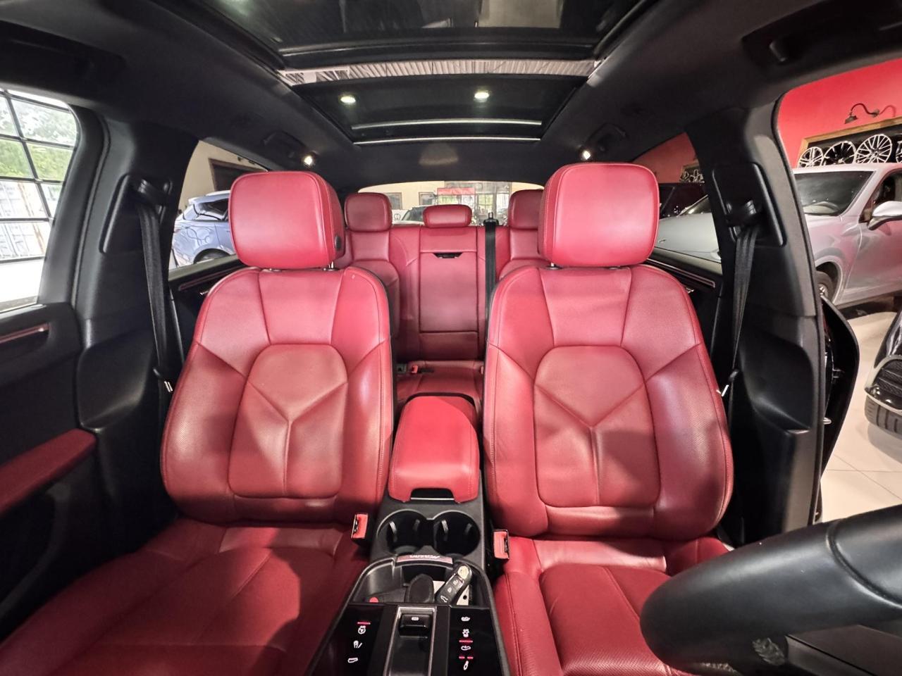 Porsche Macan S 