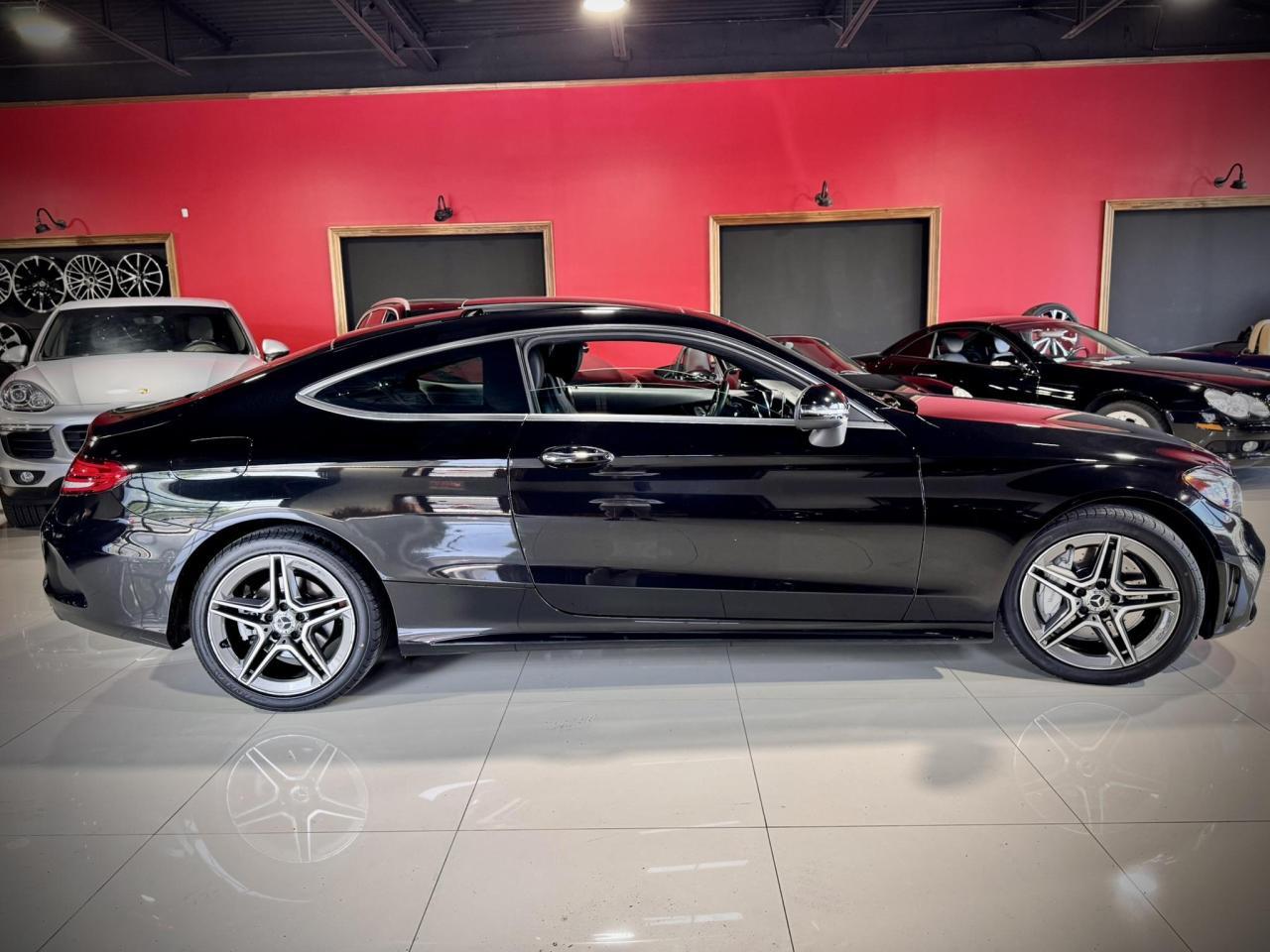 MERCEDES C300 *LOW MILLAGE*