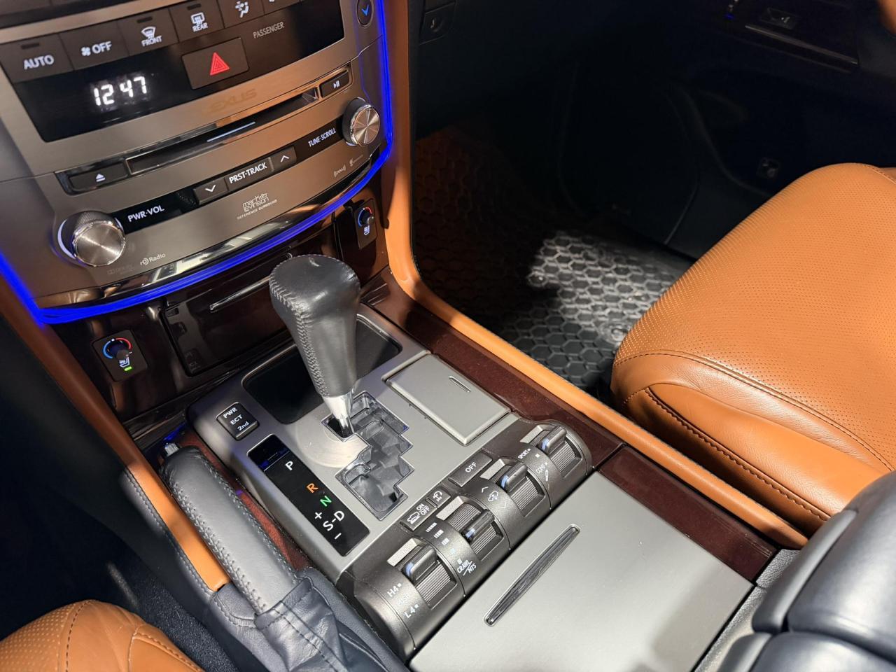 LEXUS LX570 2013